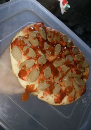 Foto resep Pitzza sossis teplon sederhana
