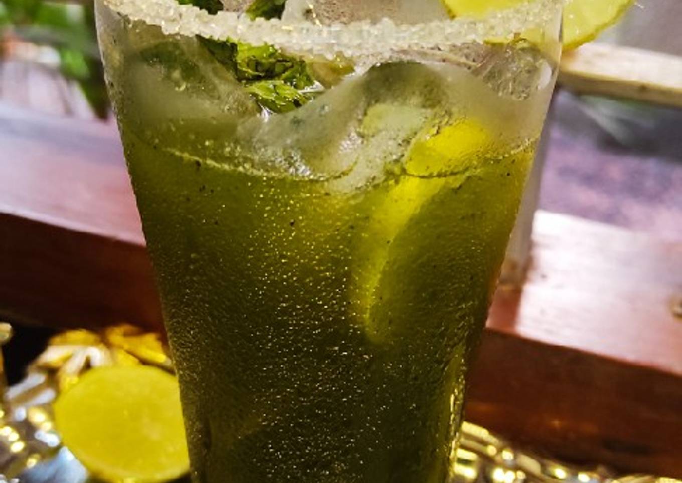 Mint lemonade