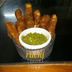 A picture of Paneer fingers.