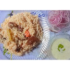 A picture of Beef yakhni pulao.