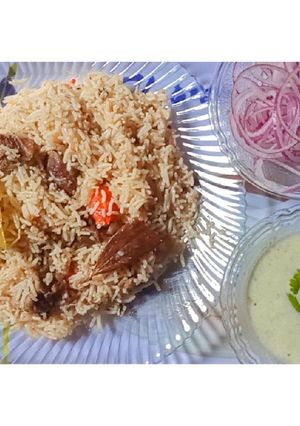 A picture of Beef yakhni pulao.