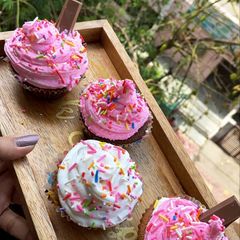 A picture of Whole wheat cupcake.