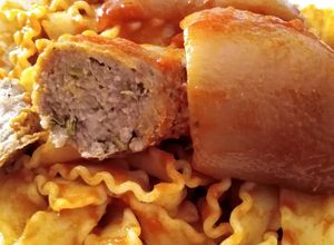 Foto di Sugo salsicce, polpette e cotenne