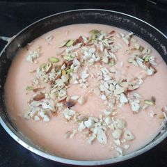 A picture of Rice kheer.