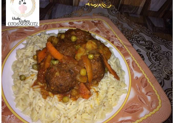 Pasta with stew3 recipe by Khabs kitchen