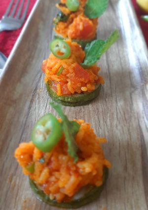 ટોમેટો રાઈસ ( Tomato Rice Recipe In Gujarati ) રેસીપી મુખ્ય ફોટો