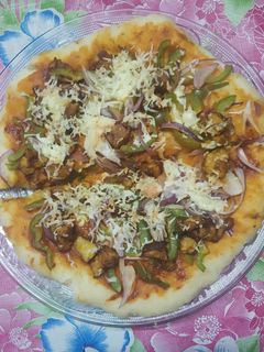 পিৎজা(pizza recipe in Bengali) রেসিপির প্রধান ছবি