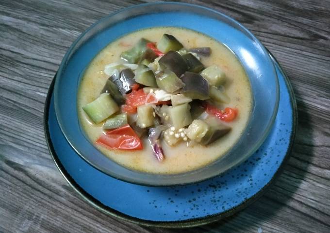 Resep Sayur Terong Ungu Oleh Mirna Benywidodo Cookpad