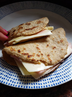 Una foto de Crepes de avena, solo 3 ingredientes (Para salado o dulce)