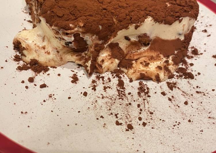 Tiramisu (házi babapiskótával)