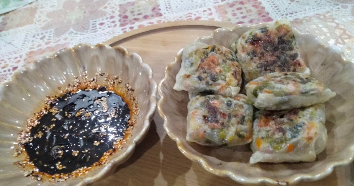 Rice paper parcel with soy sauce dip Recipe by Kalpana Rai - Cookpad