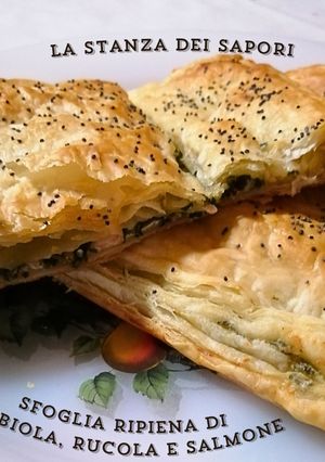 Foto di Sfoglia ripiena di robiola, rucola e salmone affumicato