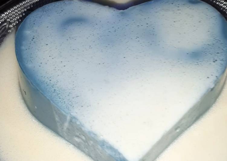 Puding Susu Telang