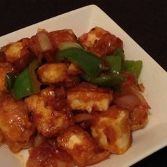 A picture of Schezwan garlic paneer.