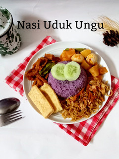 Foto resep Nasi Uduk Ungu