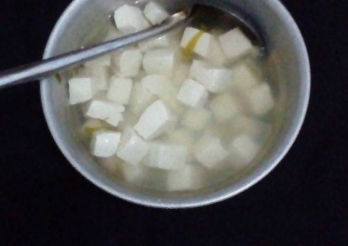 Simple tofu soup
