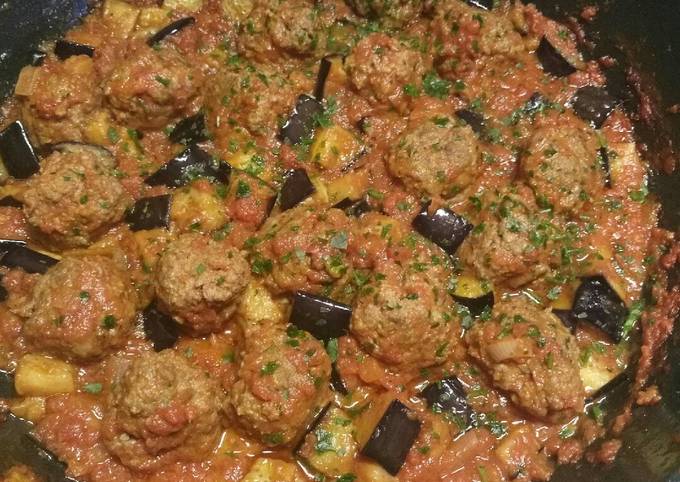 Polpette e melanzane a funghetto