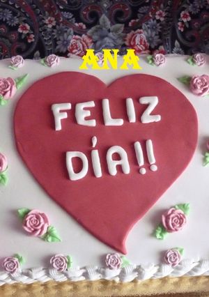 Una foto de Torta decorada canasta con flores
