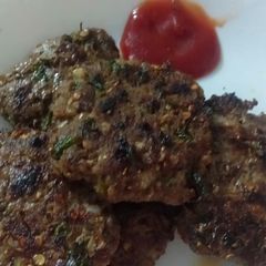 Kachye qeema ke kabab A picture of Kachye qeema ke kabab.