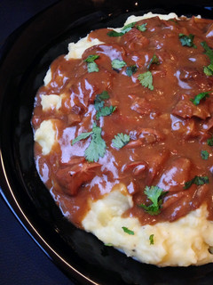 A picture of Pot Roast with Mashed Potatoes.