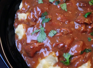 A picture of Pot Roast with Mashed Potatoes.