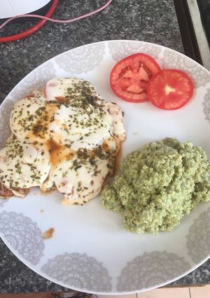 Una foto de Pollo a la Napolitana
