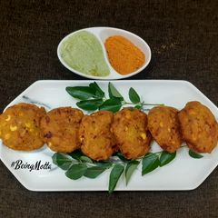 A picture of Paruppu Vadai.