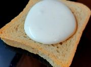 Una foto de crema agria