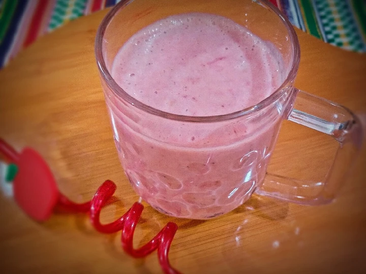 Easy Way Make Banana &amp;amp; strawberry smoothie 🥤 the So Delicious Perfect