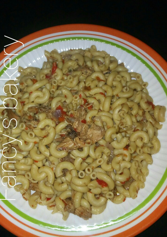 A picture of Simple macaroni.