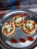 Cheezee Bread canape