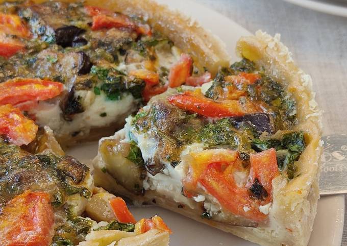 Recipe of Quiche au aubergine/ tomate et herbes