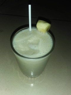 A picture of Banana and milk smoothies.
