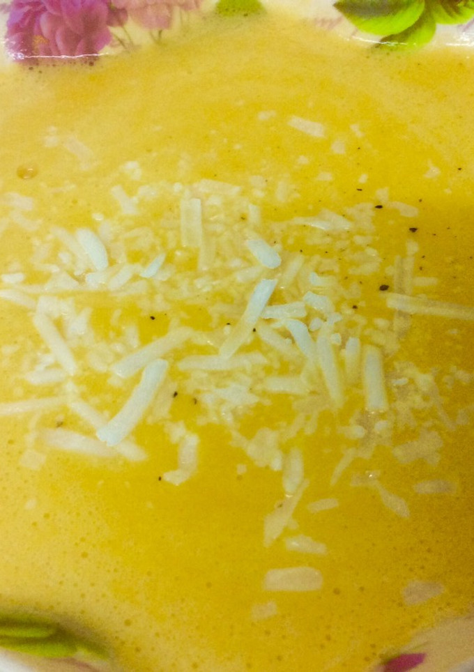 Una foto de Crema de calabaza con queso 🧀 🎃⭐️