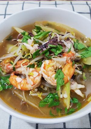 Hình của món Canh chua tôm, đầu mực.