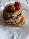 Pancake soffici e golosi con gocce di cioccolato fondente