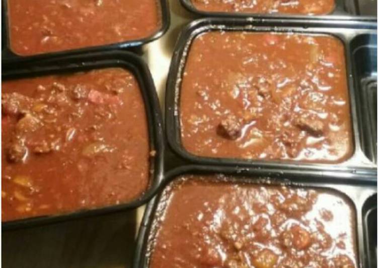 Recipe of Homemade Slow Cooker Hearty Beefy Chilli (No Beans)