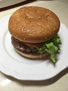 Una foto de Hamburguesas con huevo