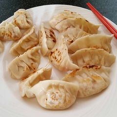 A picture of Gyoza / Dumplings Veg and Dumplings' wrappers.