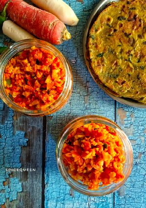 A picture of Instant Carrot Radish Pickle.