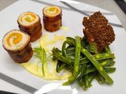 A picture of green beans and carrots