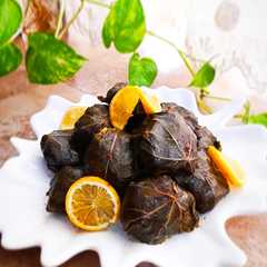 A picture of دلمه برگ مو.