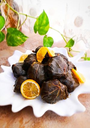 عکسی از دستور دلمه برگ مو