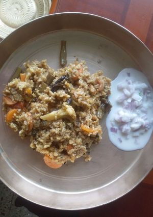 A picture of Vegetable rice.