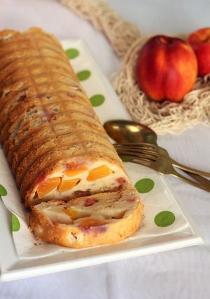 Foto di Plumcake yogurt e pesche