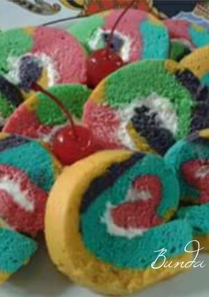 Foto resep Mini Roll Cake Steam Rainbow 2 Telur