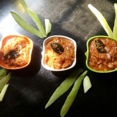 A picture of Kairi-kanda chutney.