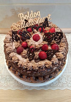 Csokis-krémes torta recept fotója