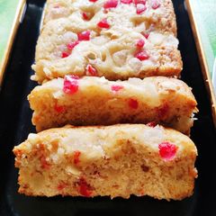 A picture of Vanilla Fruit Tea Cake.