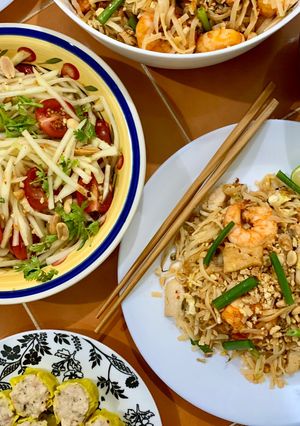 A picture of Papaya Salad.